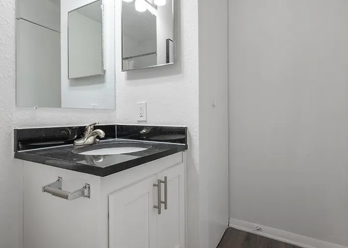 Landing Stunning 1Bd Gym Pool Apartamento *