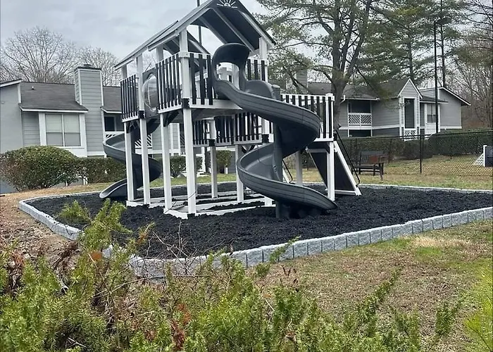 Landing Spectacular 1bd Pool Gym *